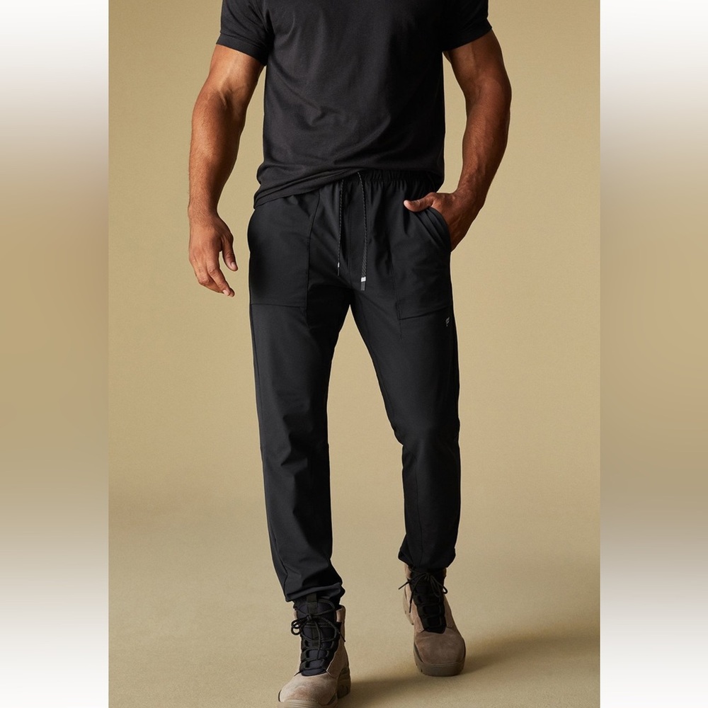 Fabletics the One Jogger! Never Worn NWT! Black, size small